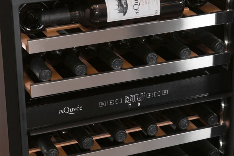 integrated-wine-cooler-winekeeper-exclusive-23s-fullglass-black-push-pull 2