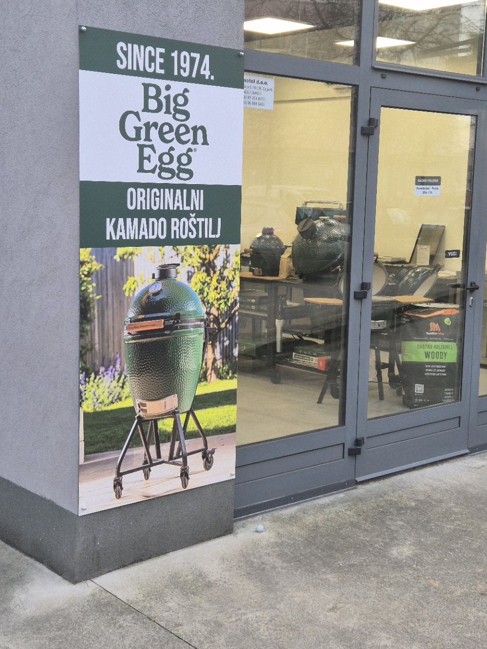 Big Green Egg showroom